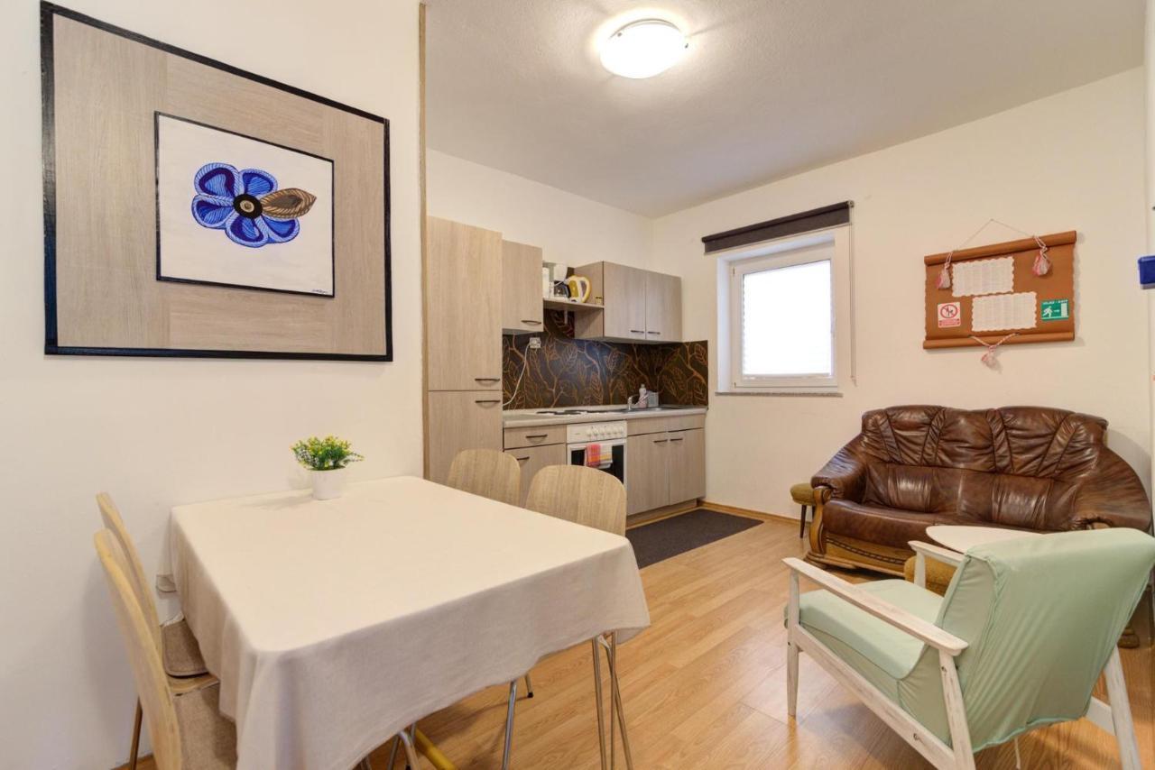 Apartments Maja I Ante Сен Екстериор снимка